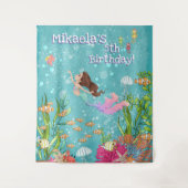 ピンクの人魚の黒髪の海の下の壁の背景 タペストリー (正面)