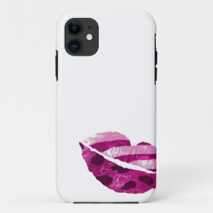 ピンクの光沢のある野生の唇 iPhone 11 ケース