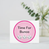 ピンクの円がカスタマイズ可能なサイコロ ポストカード (スタンド正面)