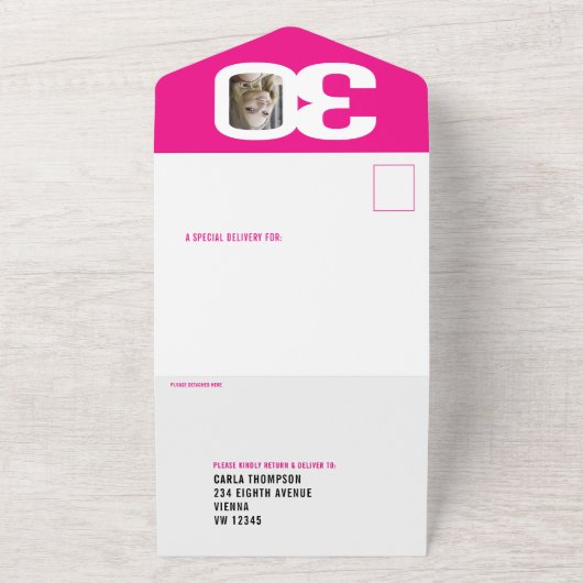 ピンクの写真の円30歳の誕生日3歳 オールインワン招待状 (外側)