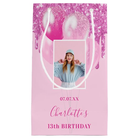 ピンクの写真グリッタードリップスガール スモールペーパーバッグ (正面)