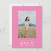 ピンクの写真初等卒業生の波状枠 案内状 (正面)