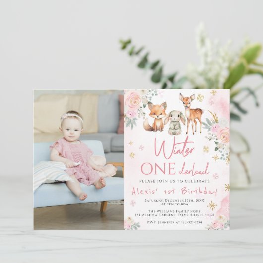 ピンクの冬のオネダーランドの誕生日の写真の招待状 招待状 (スタンド正面)
