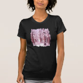 ピンクの冬の森 Tシャツ (正面)