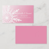 ピンクの冬の結婚式のウェブサイト上の白いスノーフレーク エンクロージャーカード (正面/裏面)