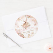 ピンクの冬の鹿その女の子の赤ちゃんシャワー ラウンドシール (封筒)