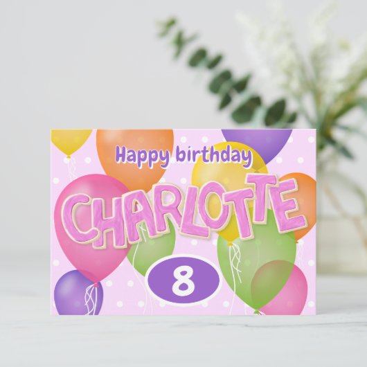 ピンクの切り出しの文字クッキーCharlotte誕生日 カード (スタンド正面)