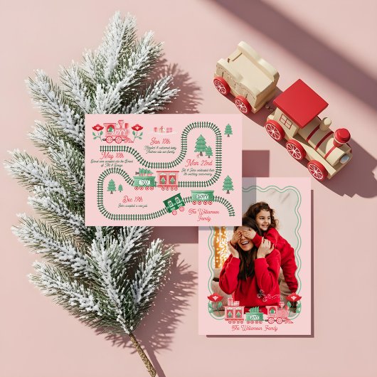 ピンクの列車 クリスマスツリーのお届け 写真 年末 シーズンカード