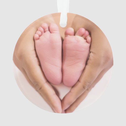 ピンクの初めてのクリスマスベビーの写真スノーフレーク オーナメント (裏面)