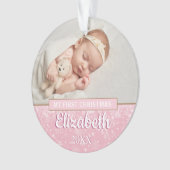 ピンクの初めてのクリスマスベビーの写真スノーフレーク オーナメント (正面)