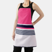 ピンクの制服のストライプ エプロン (インサイチュ)