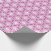 ピンクの前白六角形の花 ラッピングペーパー (角)