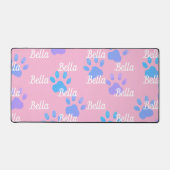 ピンクの前足は犬パーソナライズされたの名前を印刷 デスクマット (正面)