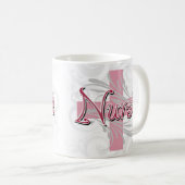 ピンクの十字または渦巻のナース コーヒーマグカップ (正面右)