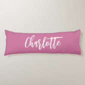 ピンクの名前スクリプト ボディピロー (正面)