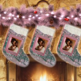 ピンクの名前入り冬のクリスマス家族写真 スモールクリスマスストッキング