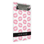 ピンクの唇，キス，口紅，あなたの名前，パーソナライズ ミニクリップボード (アングル)