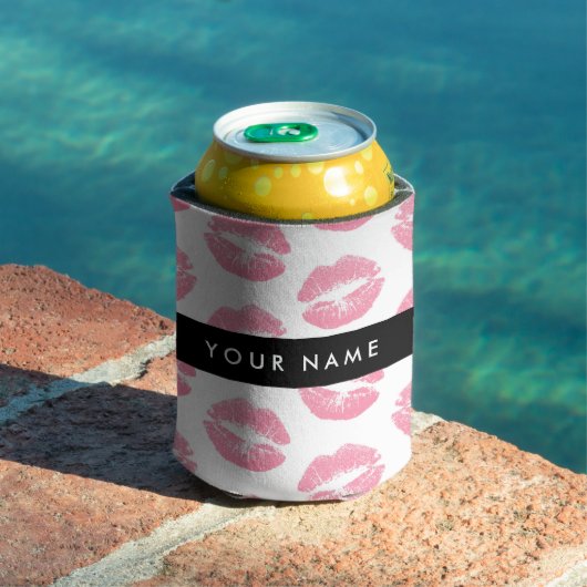 ピンクの唇，キス，口紅，あなたの名前，パーソナライズ 缶クーラー (インサイチュ プール)