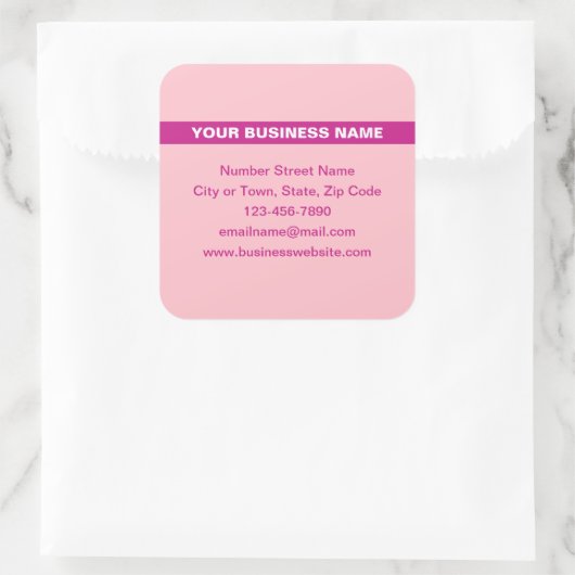 ピンクの四角いステッカーにハイライトされたビジネス名 スクエアシール (バッグ)