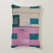 ピンクの壁に黒い屋外用ス絵を描コンス アクセントクッション (裏面(縦))