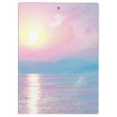 ピンクの夕日の幻想的な風景 クリップボード (裏面)