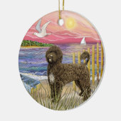 ピンクの夕日 – ポルトガル語のブラウンウォーター・ドッグ セラミックオーナメント (左)