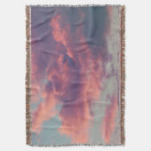 ピンクの夢のような美しい夕日の雲 スローブランケット (正面縦)