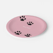 ピンクの大きい犬の足のプリント ペーパープレート (アングル)