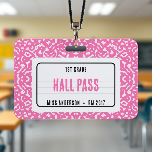 ピンクの大学ノート教室パス バッジ