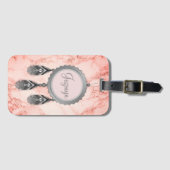 ピンクの大理石にグレーのドリームキャッチャーパーソナライズされた ラゲッジタグ (正面横)