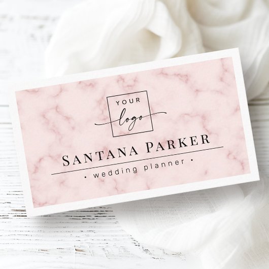ピンクの大理石の白い縁どミニマエレガントルロゴ 名刺