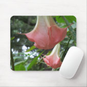 ピンクの天使のトランペット花 マウスパッド (マウス)