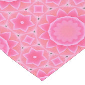 ピンクの太陽と星ベビーガールモザイクパターン ミディアムテーブルランナー (コーナー)