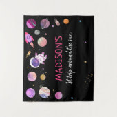 ピンクの女の子の宇宙飛行士 外部空間 誕生日 背景 タペストリー (正面)