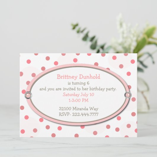 ピンクの女の子の誕生日のパーティの招待状でかわいらしい 招待状 (スタンド正面)