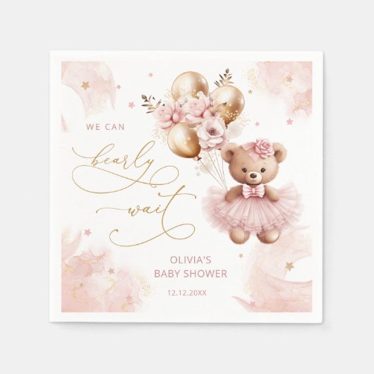 ピンクの女の子の赤ちゃんシャワーを待つことができる スタンダードカクテルナプキン (正面)