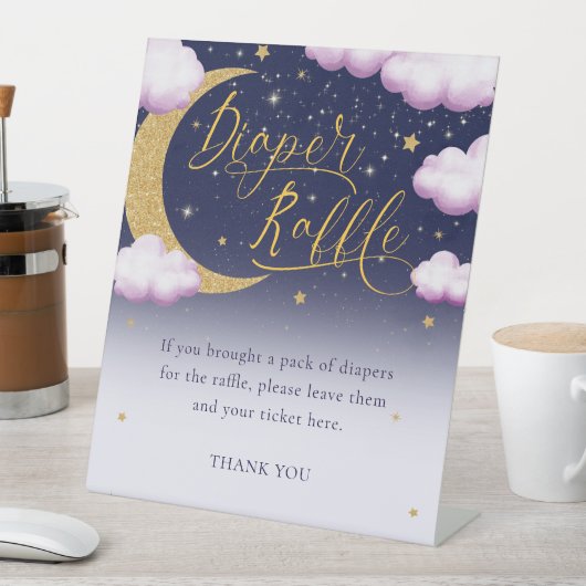 ピンクの女の子の赤ちゃんシャワー月おむつラッフル 台座サイン (インサイチュ)