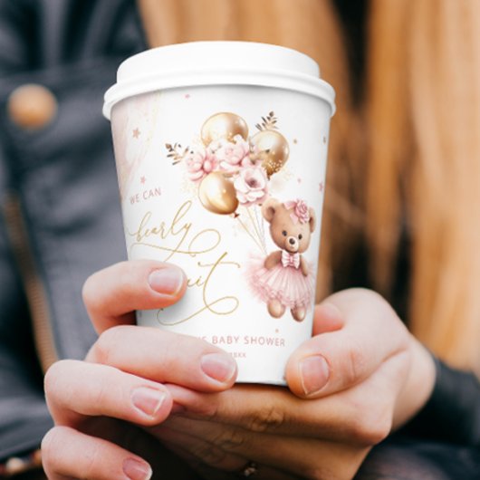 ピンクの女の子の赤ちゃんシャワー私たちは心から待つことができる 紙コップ