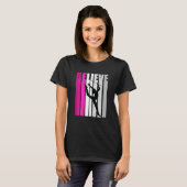 ピンクの女の子バトンの女信じの女のスポ Tシャツ (正面フル)