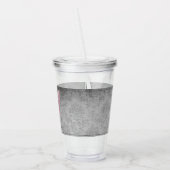 ピンクの宝石を持つ蝶 アクリルタンブラー (左)