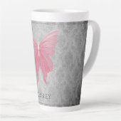 ピンクの宝石を持つ蝶 カフェラテマグ (右アングル)