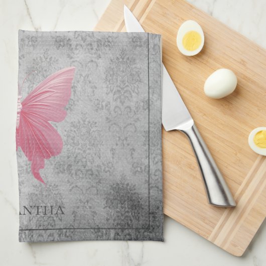 ピンクの宝石を持つ蝶 キッチンタオル (四つ折り)