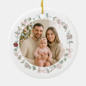 ピンクの家族のクリスマス写真 セラミックオーナメント (裏面)