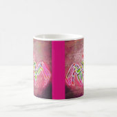 ピンクの幽霊のカニ コーヒーマグカップ (中央)