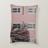 ピンクの建物 アクセントクッション (裏面(縦))