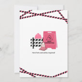 ピンクの建設 誕生日招待状 招待状 (裏面)