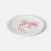 ピンクの弓とイチョウの名門私立校風の赤ちゃんシャワー ペーパープレート (アングル)