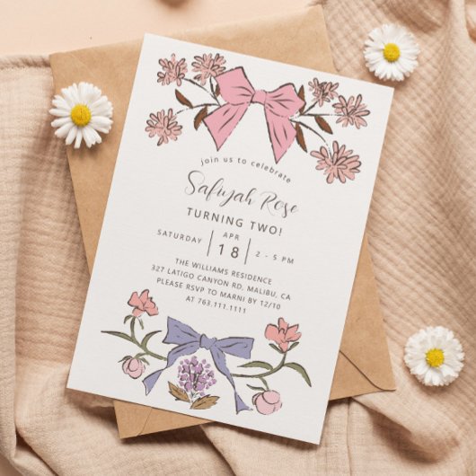 ピンクの弓と花の女の子の誕生日パーティー 招待状