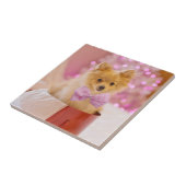 ピンクの弓のクリスマス写真を飾ったかわいい犬 タイル (側面)