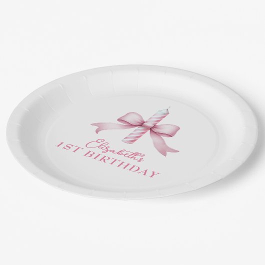 ピンクの弓の女の子が1歳の誕生日を過ごしたい ペーパープレート (アングル)